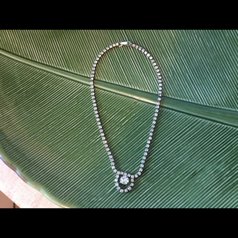 Beautiful Rhinestone Necklace Perfect Condition - Picture 4 of 4
